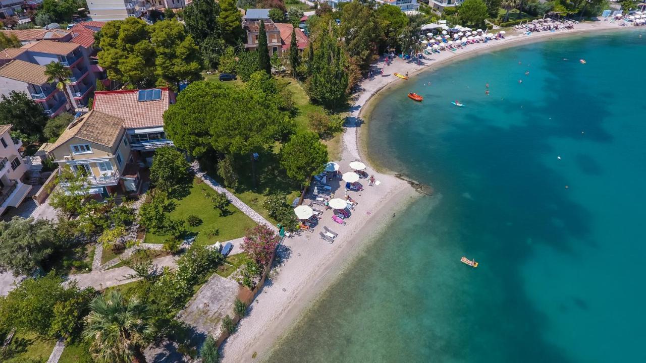 Palmyra Beachfront Studios Nydri  Esterno foto